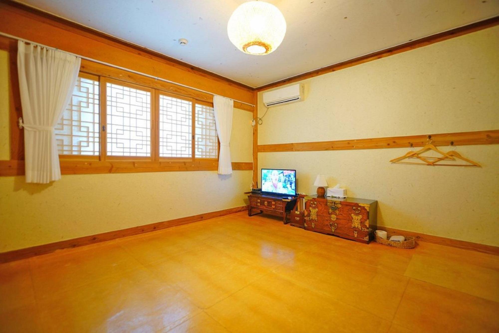 Hanok Gotaek Goeul Чонджу Екстер'єр фото