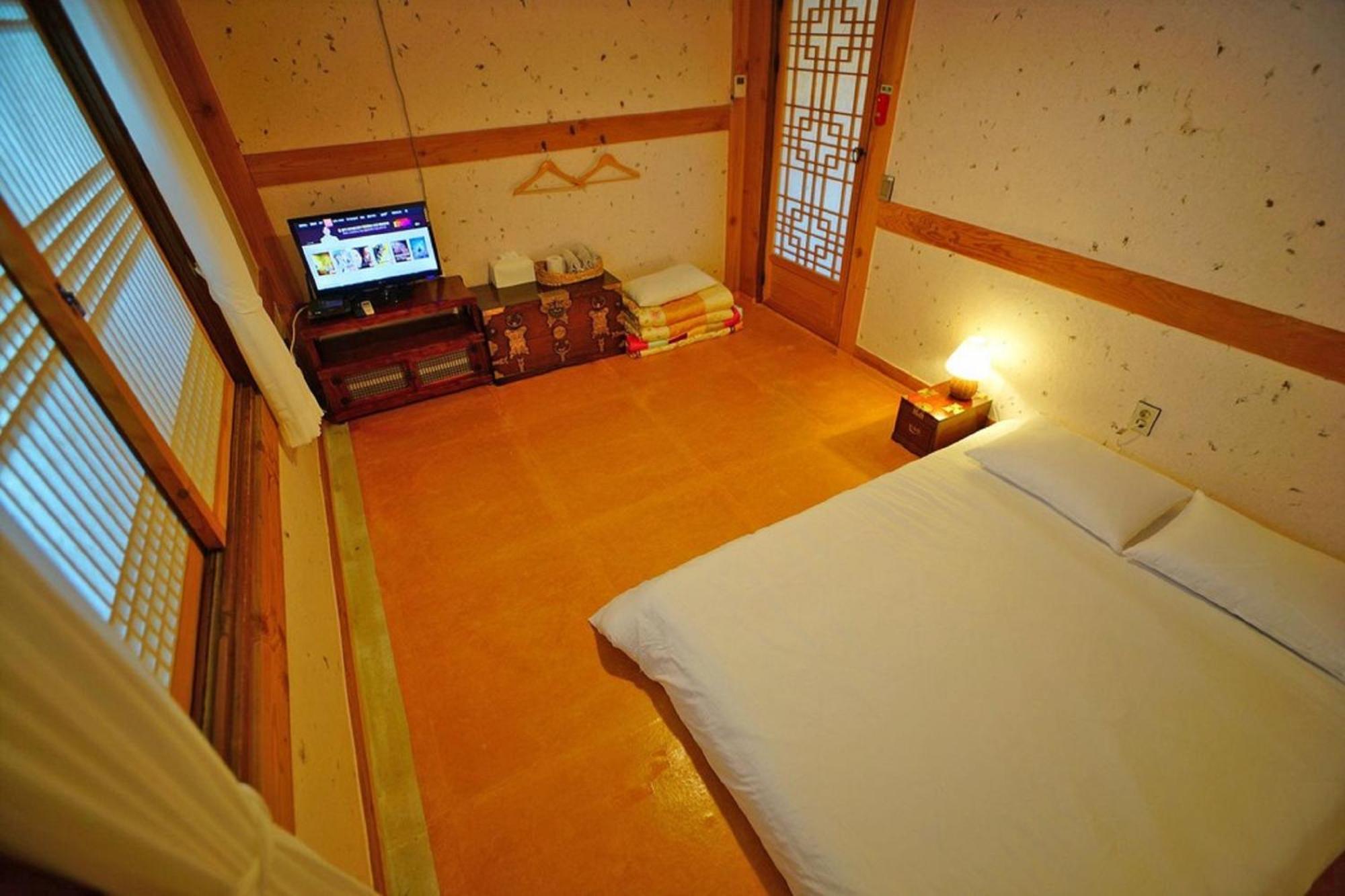 Hanok Gotaek Goeul Чонджу Екстер'єр фото