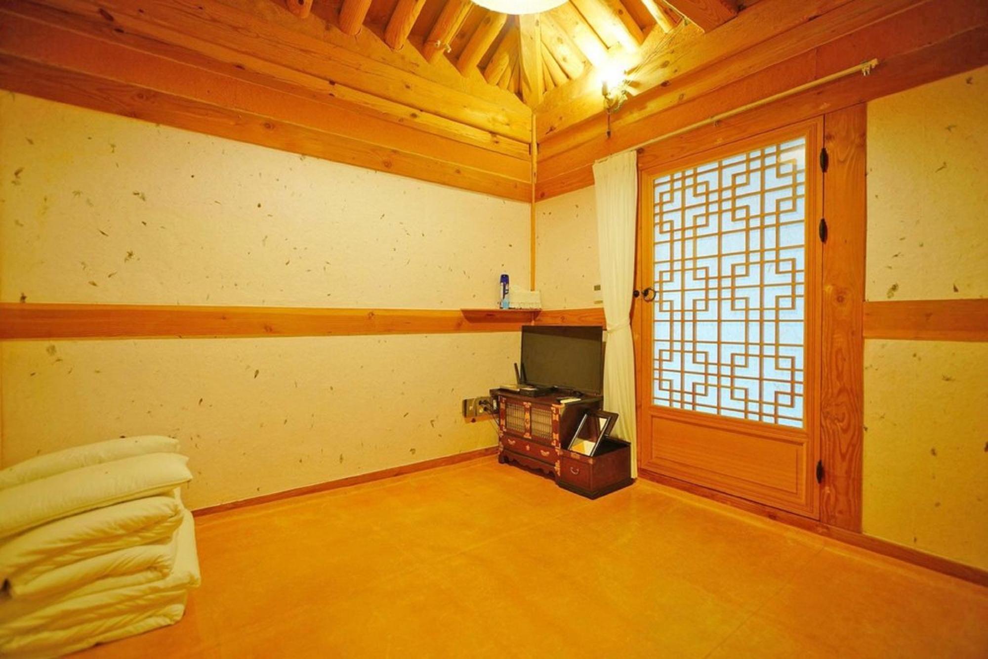 Hanok Gotaek Goeul Чонджу Екстер'єр фото